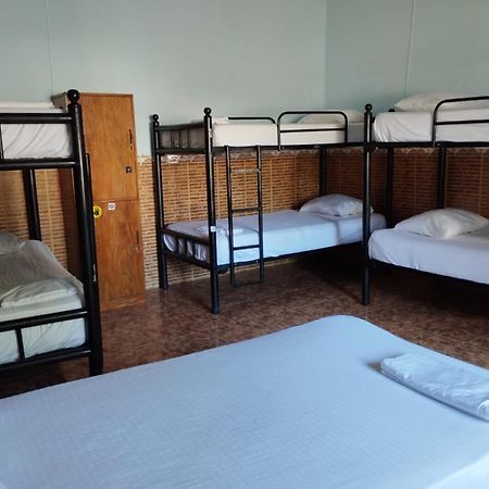 Hostal Luna Llena Getsemani Cartagena Екстериор снимка