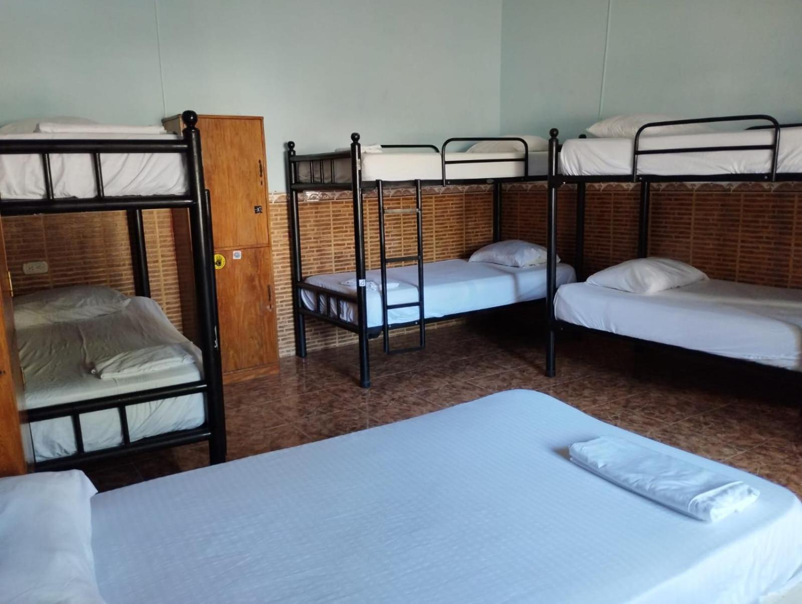 Hostal Luna Llena Getsemani Cartagena Екстериор снимка