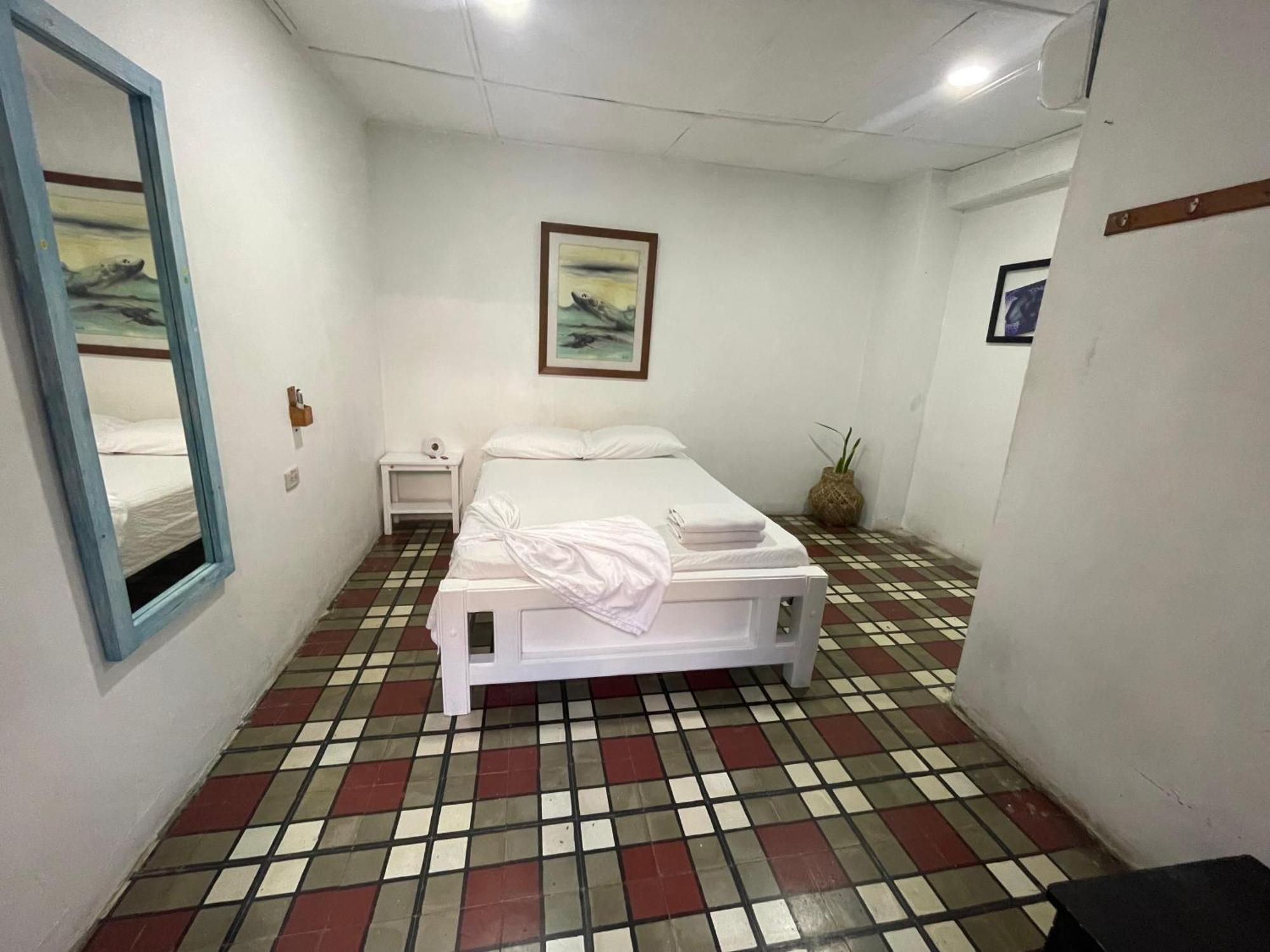 Hostal Luna Llena Getsemani Cartagena Екстериор снимка